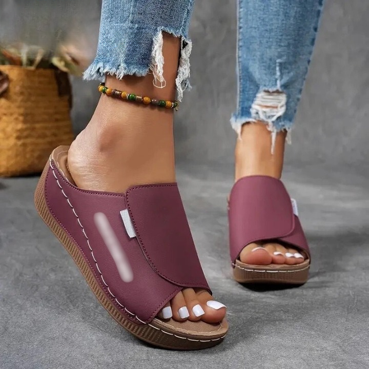 New Comfortable Sandals